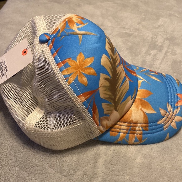 Billabong hat - Picture 3 of 4